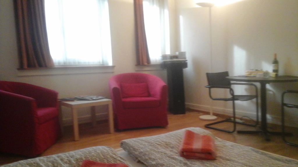 Garden Studio Apartment Zuerichberg Room photo